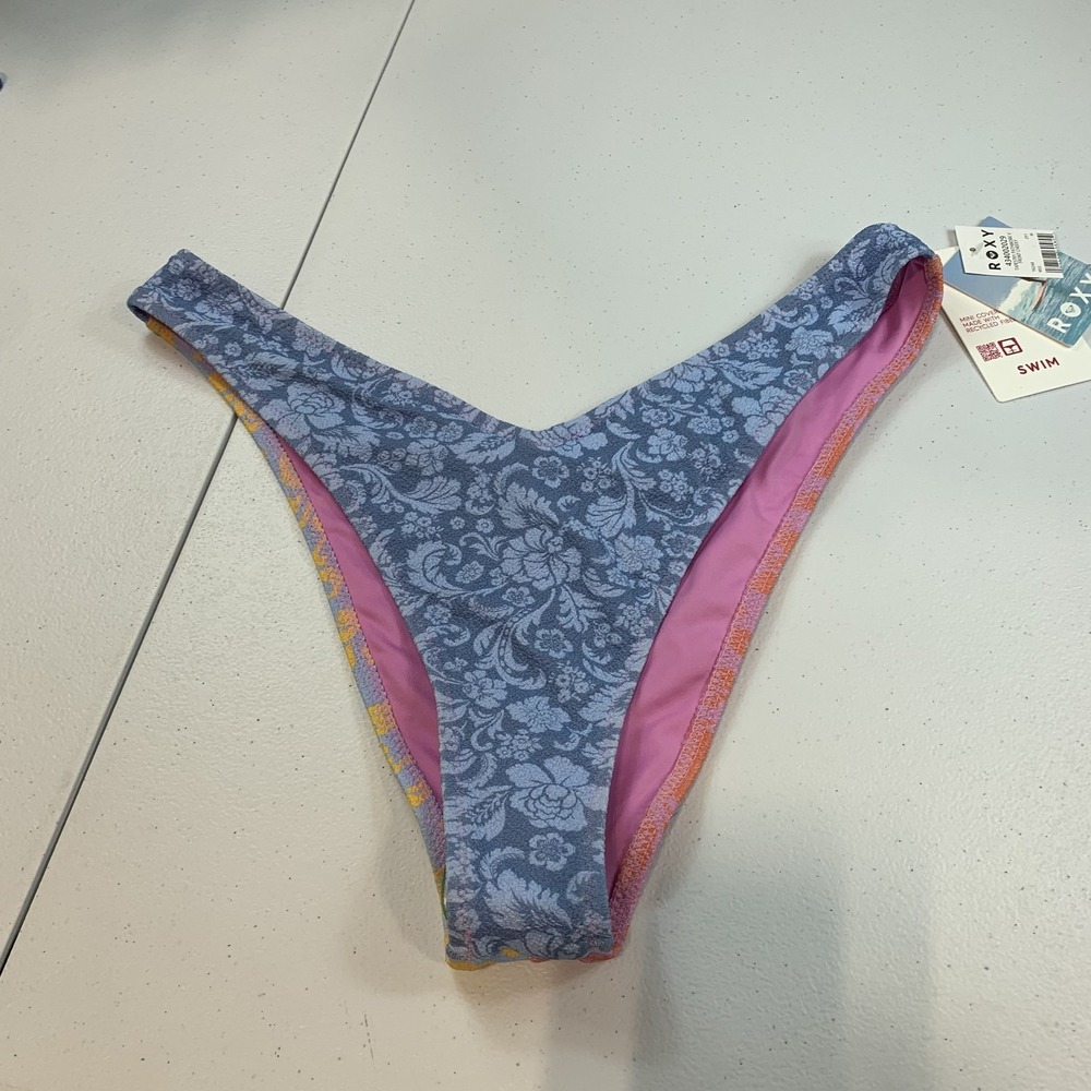 Roxy Women's Swim Bikini Bottoms M Tapestry Patchwork V Front Cheeky Floral